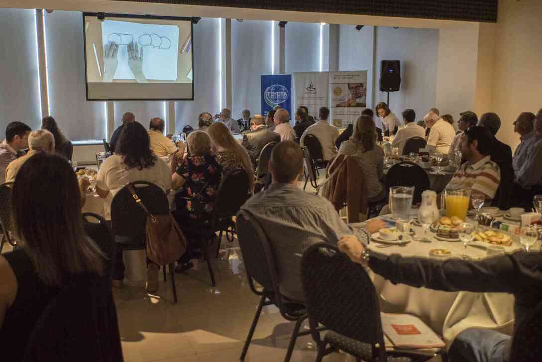 Imagen de Desayuno: Panorama Hotelero Gastronómico 2017 Imagen de Desayuno: Panorama Hotelero Gastronómico 2017
