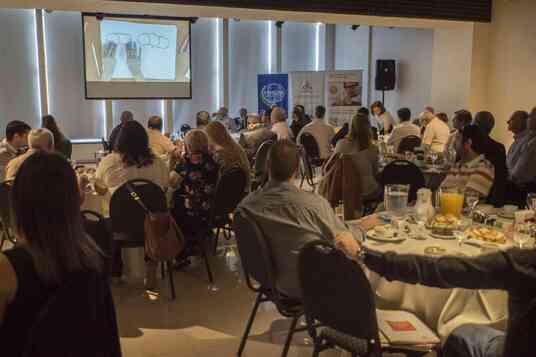 Imagen de Desayuno: Panorama Hotelero Gastronómico 2017