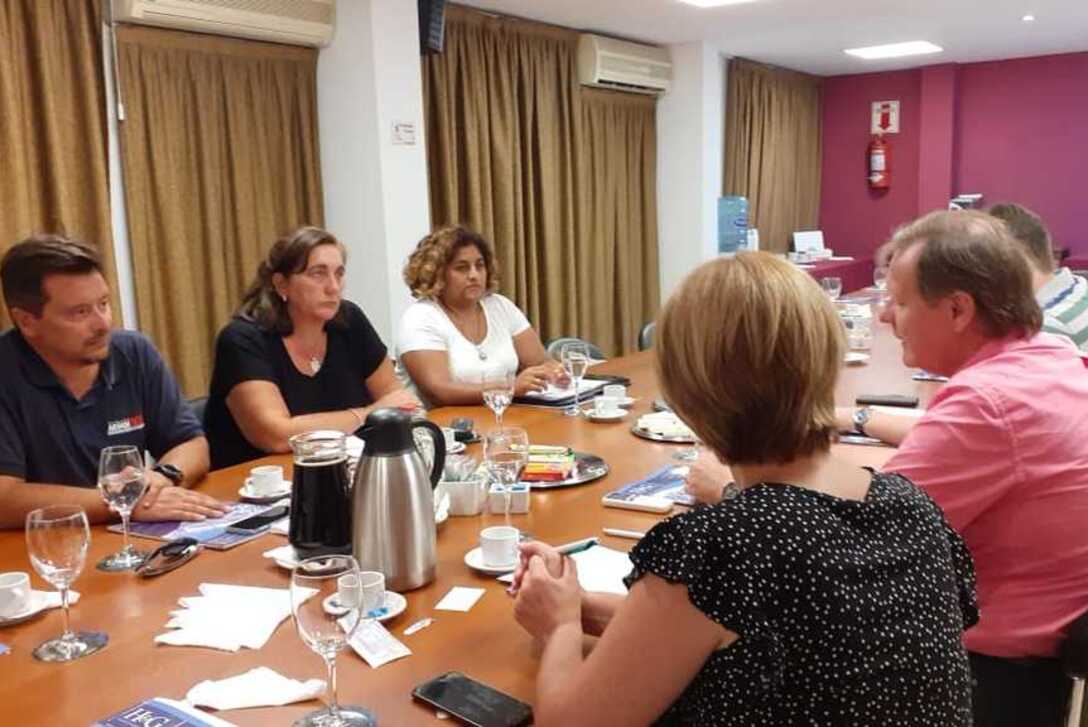 Imagen de AEHGAR, INTA y la Municipalidad de Rosario buscan la identidad gastronómica de Rosario en los productores de la Región. Imagen de AEHGAR, INTA y la Municipalidad de Rosario buscan la identidad gastronómica de Rosario en los productores de la Región.