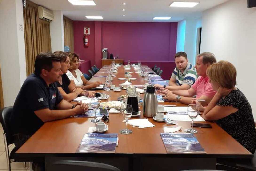 Imagen de AEHGAR, INTA y la Municipalidad de Rosario buscan la identidad gastronómica de Rosario en los productores de la Región.