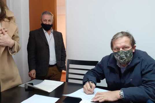 Imagen de Acuerdo entre AEHGAR y Pedidos Ya que disminuye porcentaje de comisiones.