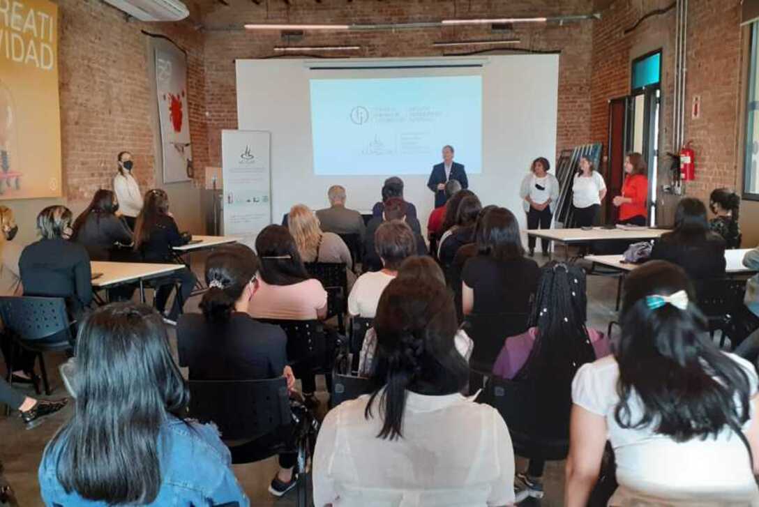 Imagen de ANTE LA DEMANDA LABORAL AEHGAR CAPACIT&Oacute; A J&Oacute;VENES