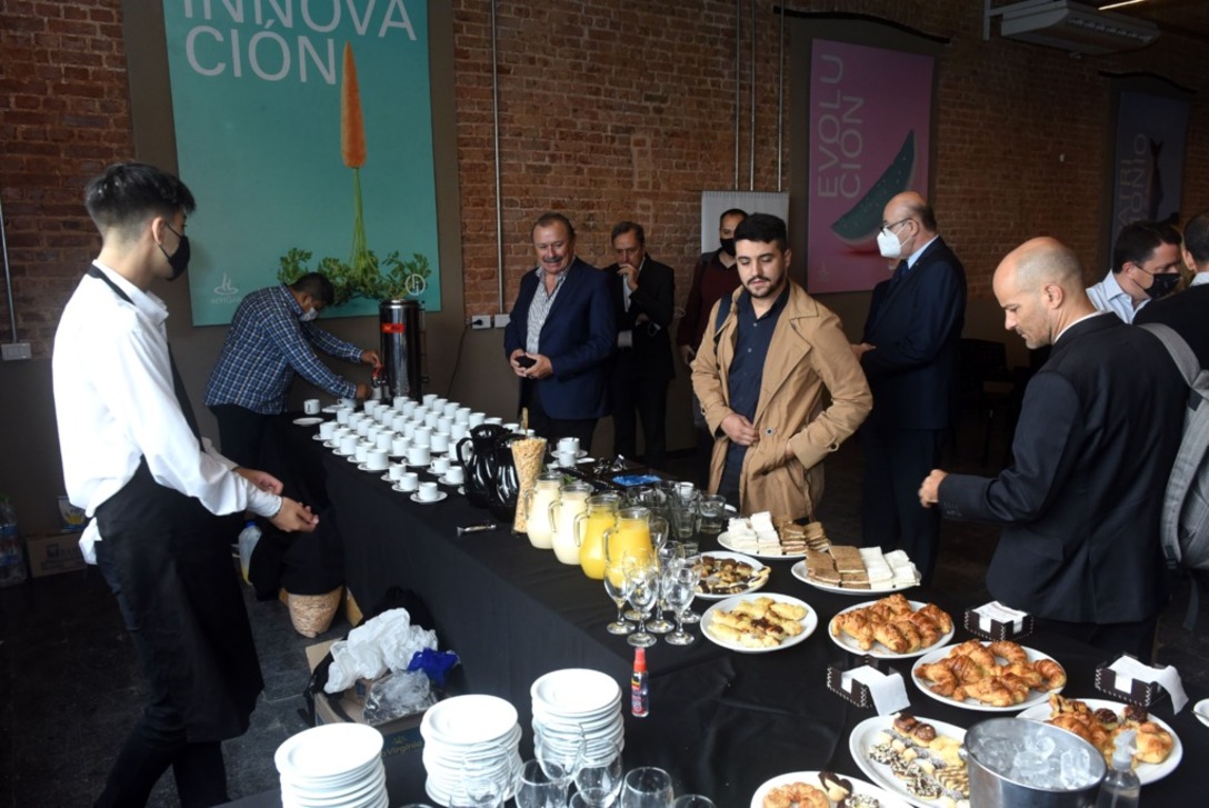 Imagen de Desayuno Panorama Hotelero Gastronómico de AEHGAR 2022