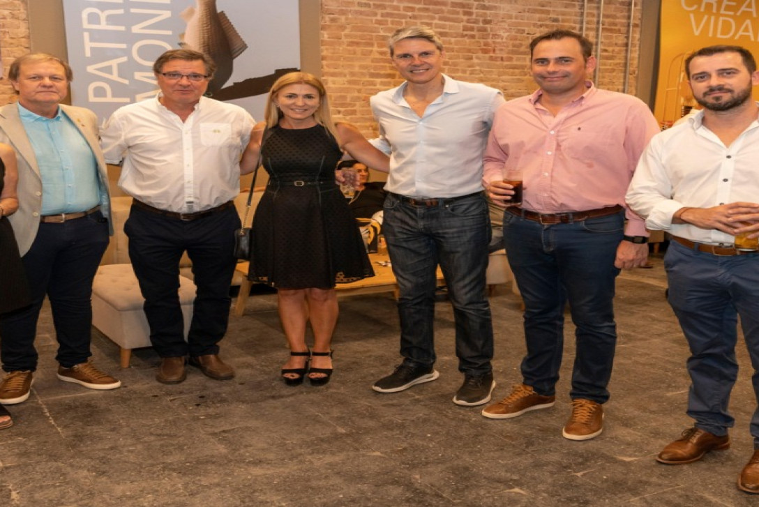 Imagen de AEHGAR DESPIDI&Oacute; EL A&Ntilde;O CON UN COCKTAIL EN EL CID