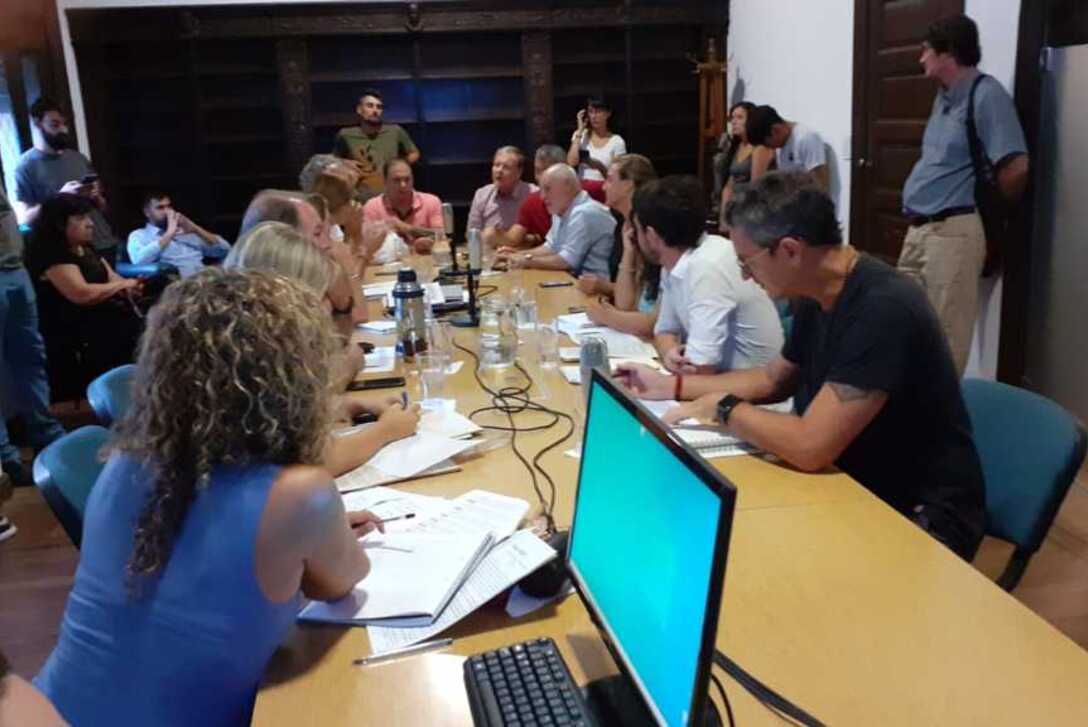 Imagen de AEHGAR ASISTIÓ A LA COMISIÓN DE SERVICIOS PÚBLICOS  PARA BUSCAR UNA SOLUCIÓN A LA PROBLEMÁTICA DE RESIDUOS